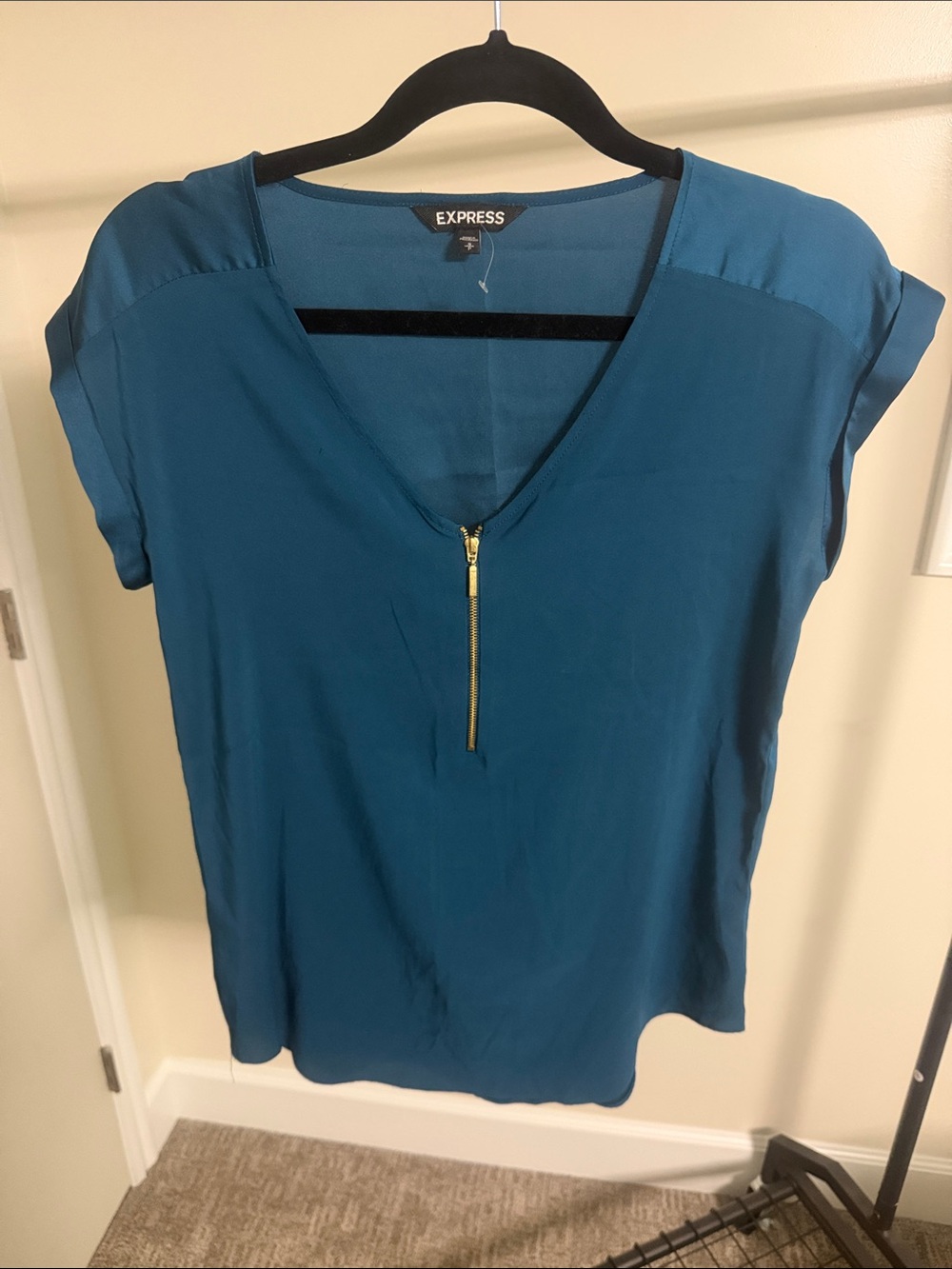 Express Teal Short-Sleeve V-Neck Blouse with Gold Zip